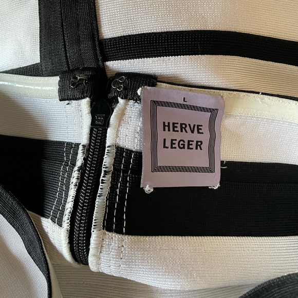 Herve Leger Designer strapless bodycon Dress. Size L - Picture 3 of 3